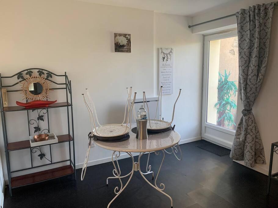 Studio Cosy Avec Terrasse. Apartman Boyer Kültér fotó