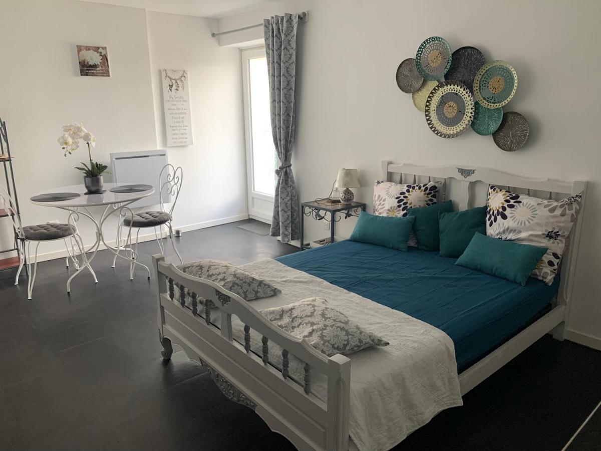 Studio Cosy Avec Terrasse. Apartman Boyer Kültér fotó